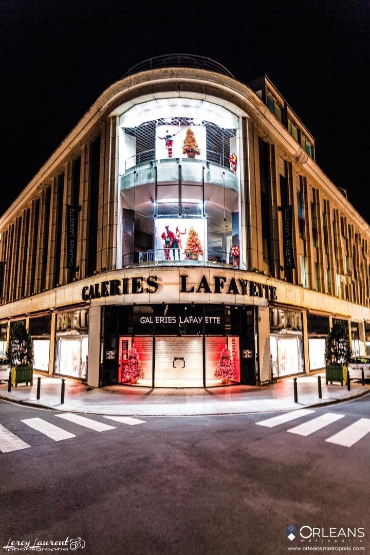 Galeries Lafayette Orléanshop by Night