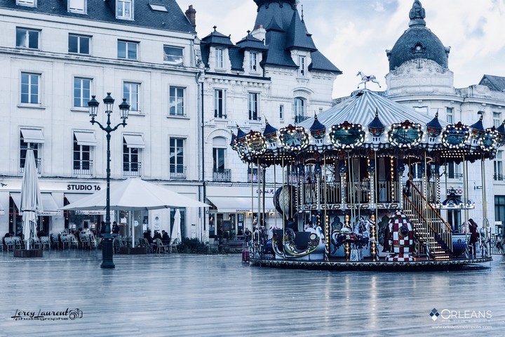 Caroussel de la place du Martroi Orléans