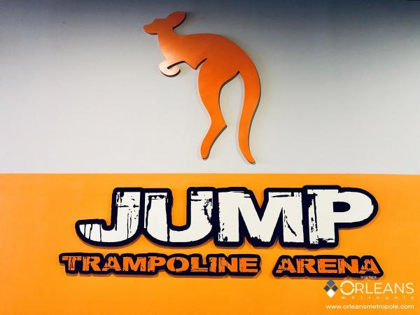 Jump trampoline arena