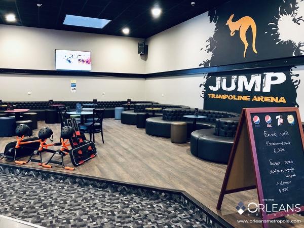 Jump trampoline arena