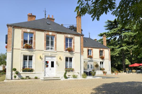 Logis Hôtel la Villa des Bordes