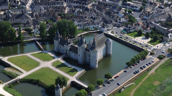 Château de Sully-sur-Loire