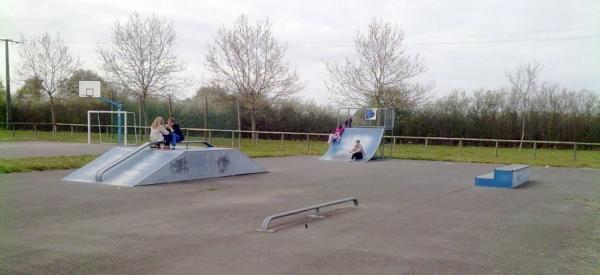 Skatepark de Jouy-Le-Potier