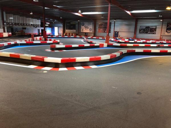 Kart racer
